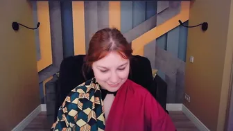 Angelinalow bigboobs cam girl