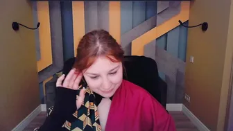 Angelinalow bigboobs cam girl
