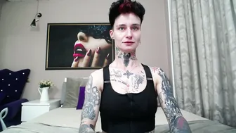 kennyvibe 08-May-26 nude on cam