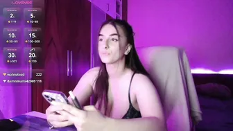 Elinarossi chat sex cam - (05/09/2026)