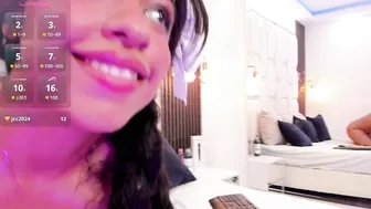 Lilieth_white posing on cam chat cam sex