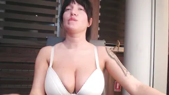your_bustygirl (05-09-2026)