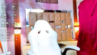 linda4petite nude cam (05/09/2026)