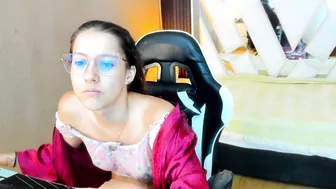 linda4petite 05-09-2026
