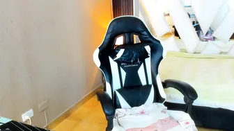 linda4petite 05-09-2026