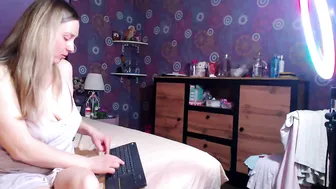 alicewetsquirt bbw free porn video