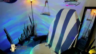 sweettianna posing on webcam (05/10/2026)