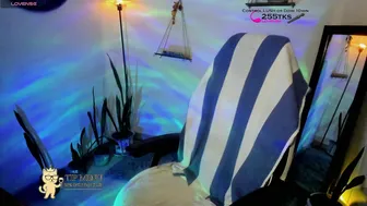 sweettianna posing on webcam (05/10/2026)