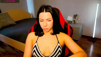 Meganluss porn cam 10-May-2026