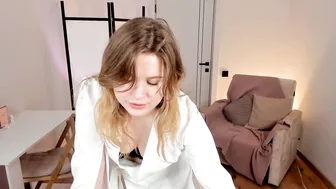 Jenny_hardy cam video 10 May 2026