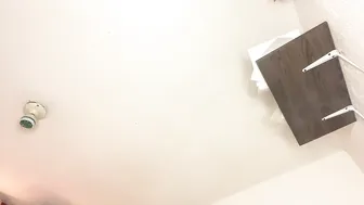 erixed playing webcam video
