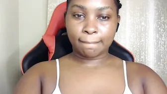 african001 bigtits webcam video
