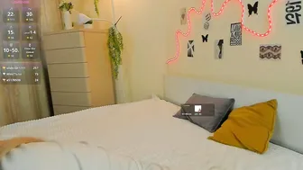 Satinpresence shy naked on cam