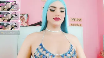 Valentina_princess_ blonde on webcam