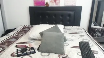 katiehotx webcam chat 11-May-26