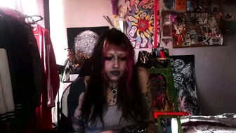 insunnity666 webcam video 05-11-2026
