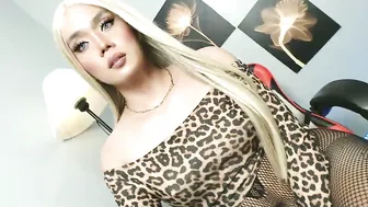 Lovers_moon22 sex chat cam 11-May-2026