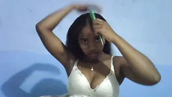 chaitee00 bigass porn cam video
