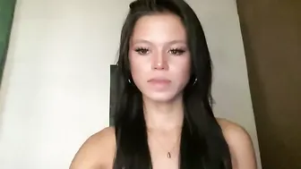 Sexy_maevemorexxx posing on webcam 12-May-26