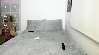 Sophi_moreno posing on cam (05/12/2026)