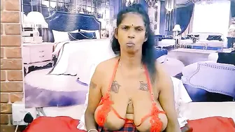 Sexyva4u2luv milf hot live cam video