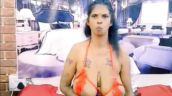 Sexyva4u2luv milf hot live cam video