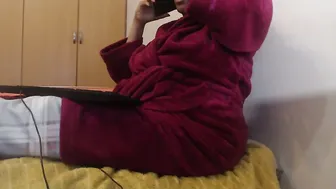 Xxxbustybabe27x sex video 05/12/2026