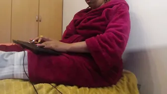 Xxxbustybabe27x sex video 05/12/2026