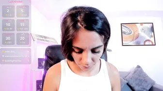 Martina_mancinii cam girl (05-12-2026)