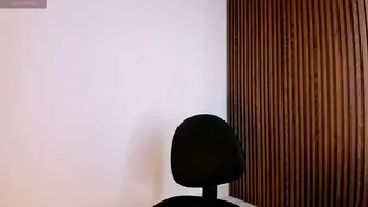 Candyglow_ bigcock - (05-13-2026)