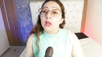 anaa_moon webcam video 05-13-2026