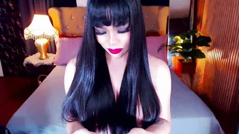 _empressvalerie_ cam chat (05/13/2026)