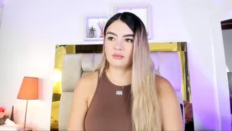_emily_r (07/11/2025) video