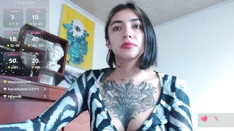 _zoebakers teen webcam show