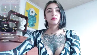 _zoebakers teen webcam show