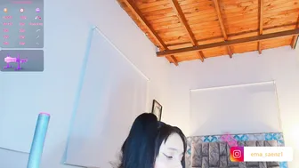 ema_saenz_ (07-12-2025) video cam