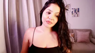 Ninamichelle_ latina nude on cam
