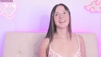 Dafnevega chat sex 13-May-2026