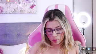 anntonellalee chat cam sex (05/13/2026)