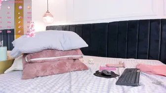 karlasimonns feet (05/13/2026)