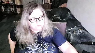 Tviks naked on cam 13-May-26
