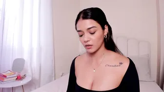Evelyn_coelloo webcam 14-May-2026