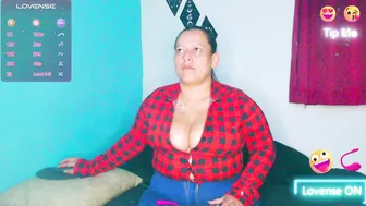 diana_lozano bigboobs cam