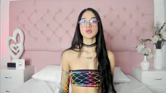 Sarahdollss chat porn (05-14-2026)