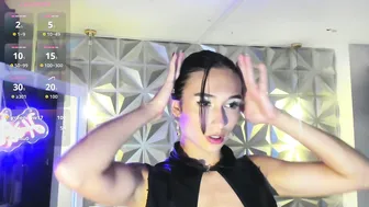 hellen_tease 14-May-2026 cam sex