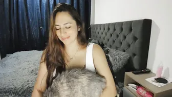 eva_rosie tease webcam chat