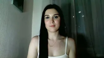 katie_foxi cam chat (05/15/2026)