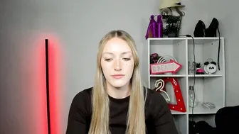 Evelynblond chat porn video live webcam show