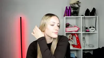 Evelynblond lovense (05/15/2026)