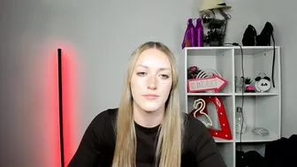 Evelynblond lovense (05/15/2026)